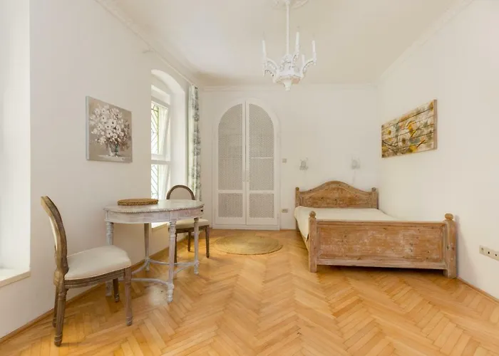 Vintage Style Apartment