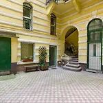 Vintage Style Apartment